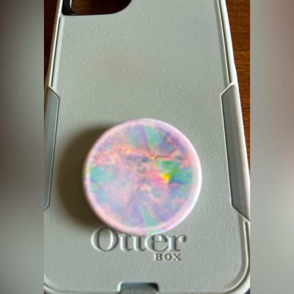 Otter Box with matching pop socket - mint green